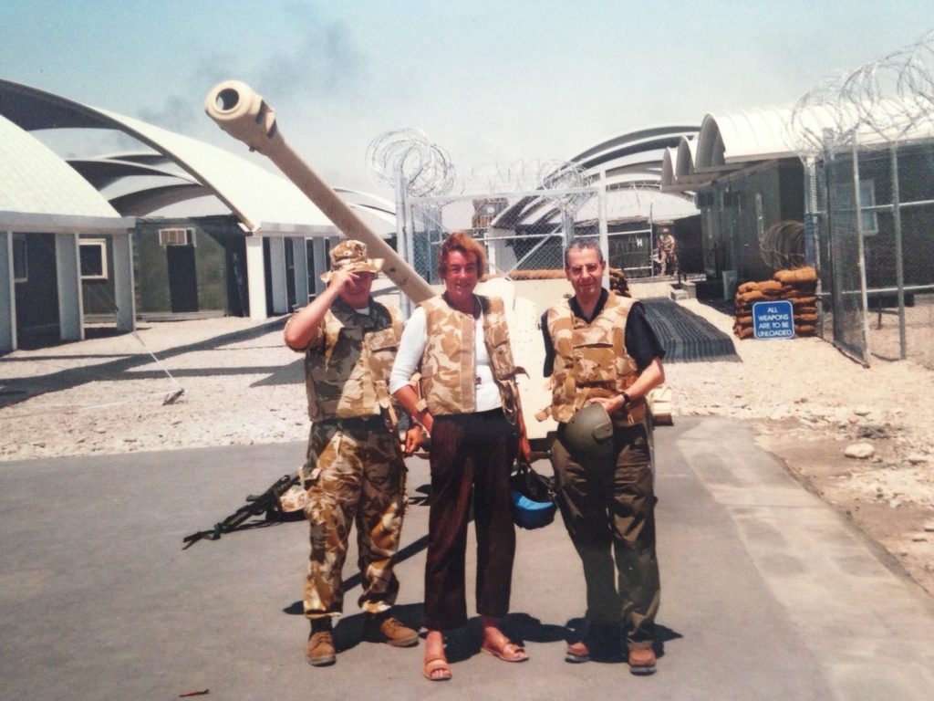 Foto di Nick Pope. Nick Pope in Iraq 2003.